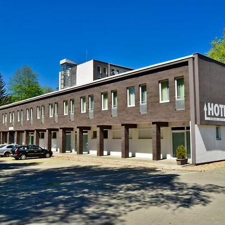 Hotel Sazavsky Ostrov Сазава Экстерьер фото