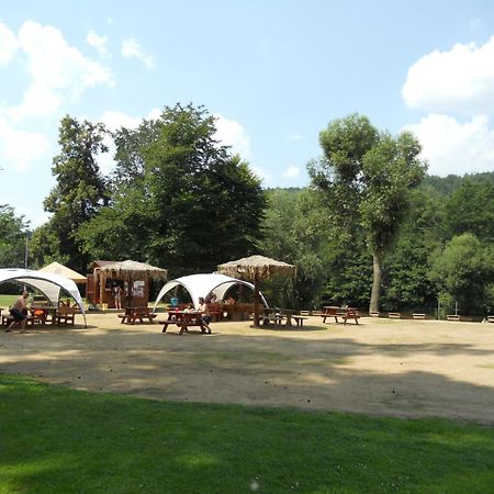 Hotel Sazavsky Ostrov Сазава Экстерьер фото